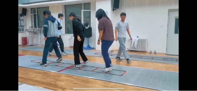 儿童篮球爱好者如何从小培养获奖能力_1